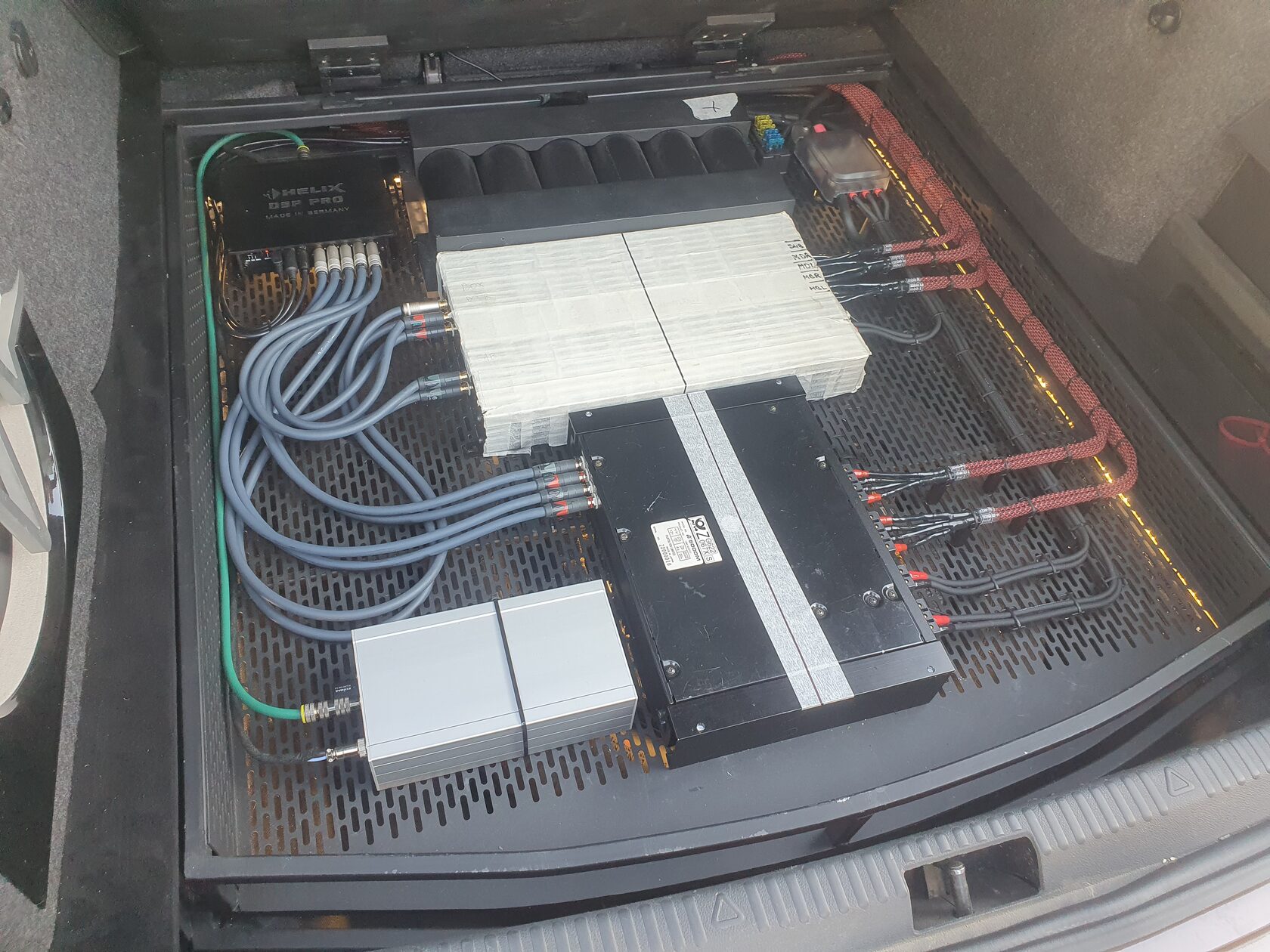 шкода октавия фальшпол