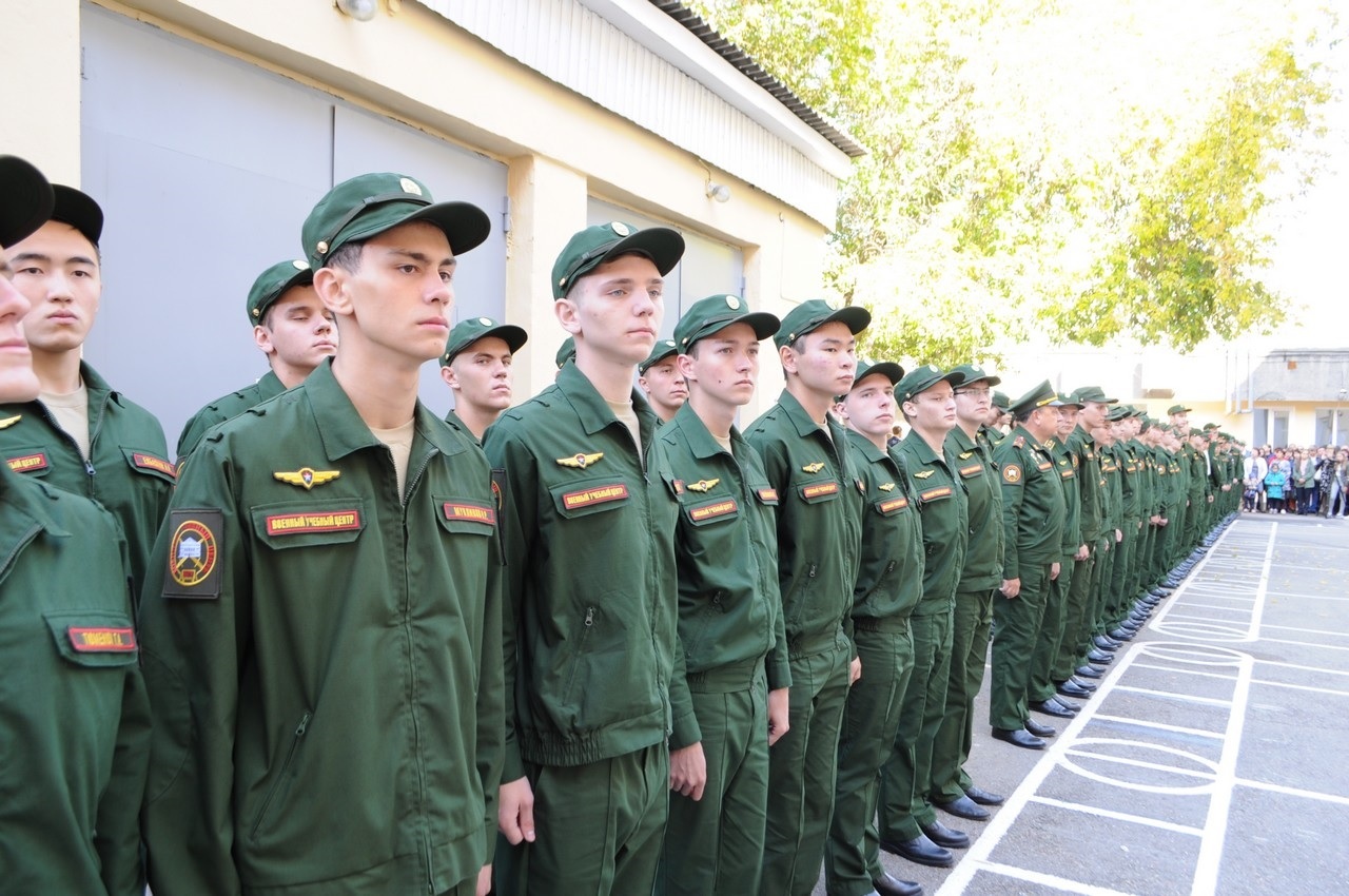 Военно учебный центр что это. Курсанты военной кафедры. Военно учебный центр юургу. Увц пгу пенза. Военно учебный центр.