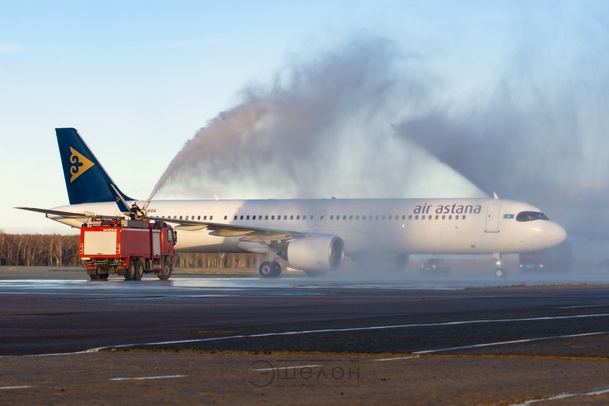 Air astana incident engine