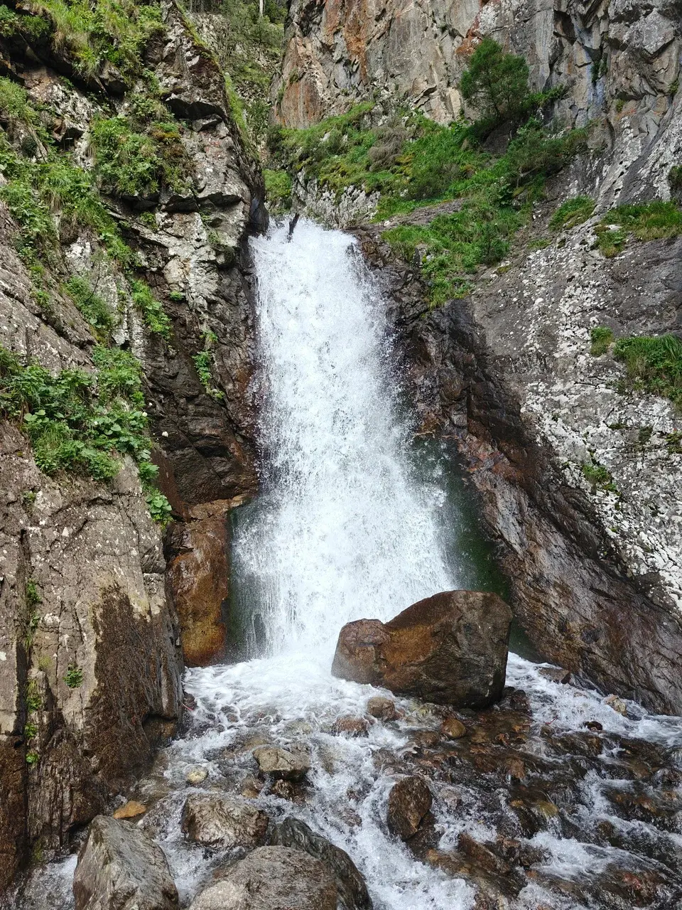 Водопад Шумка