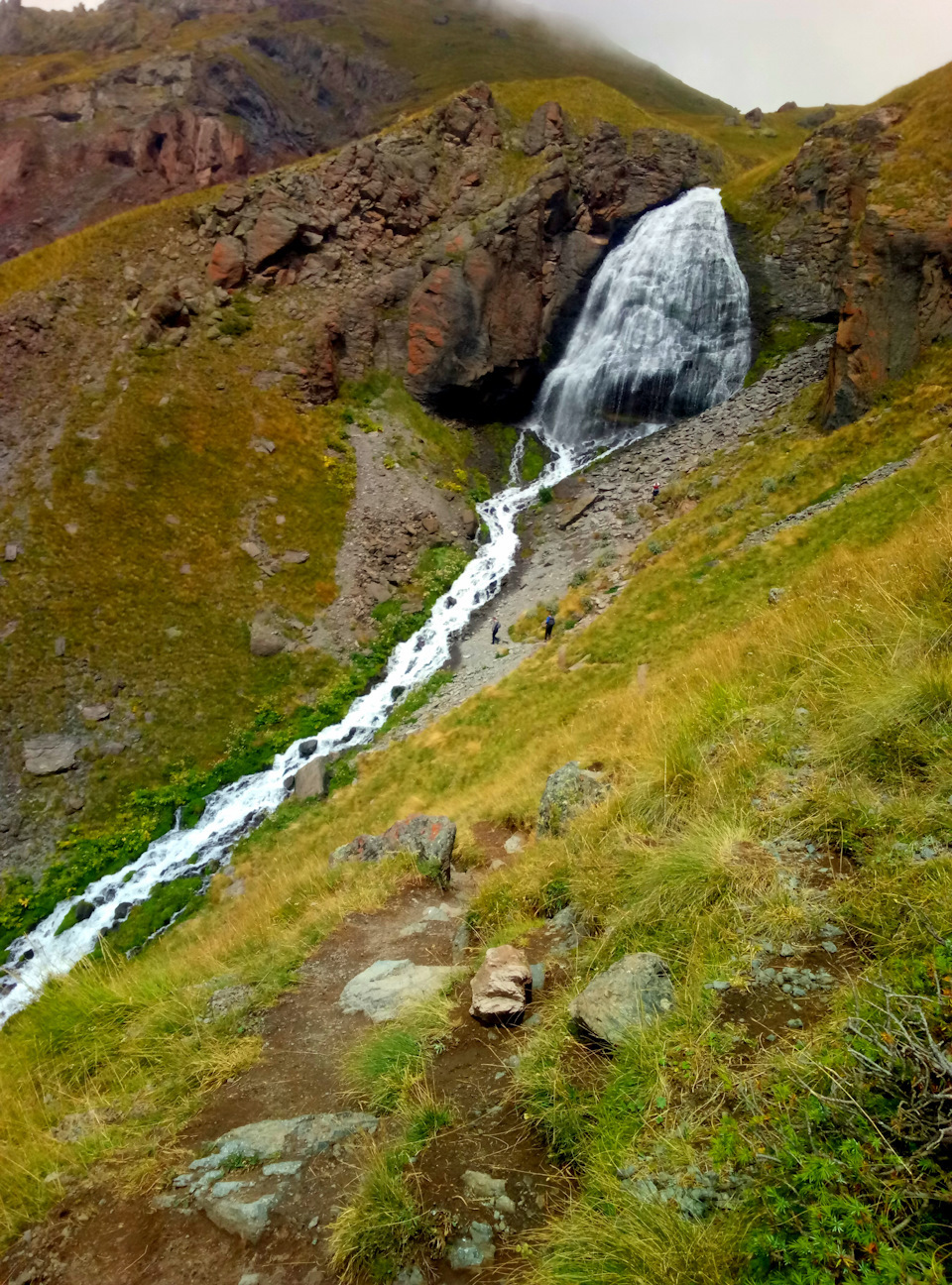 Водопад девичьи косы Приэльбрусье