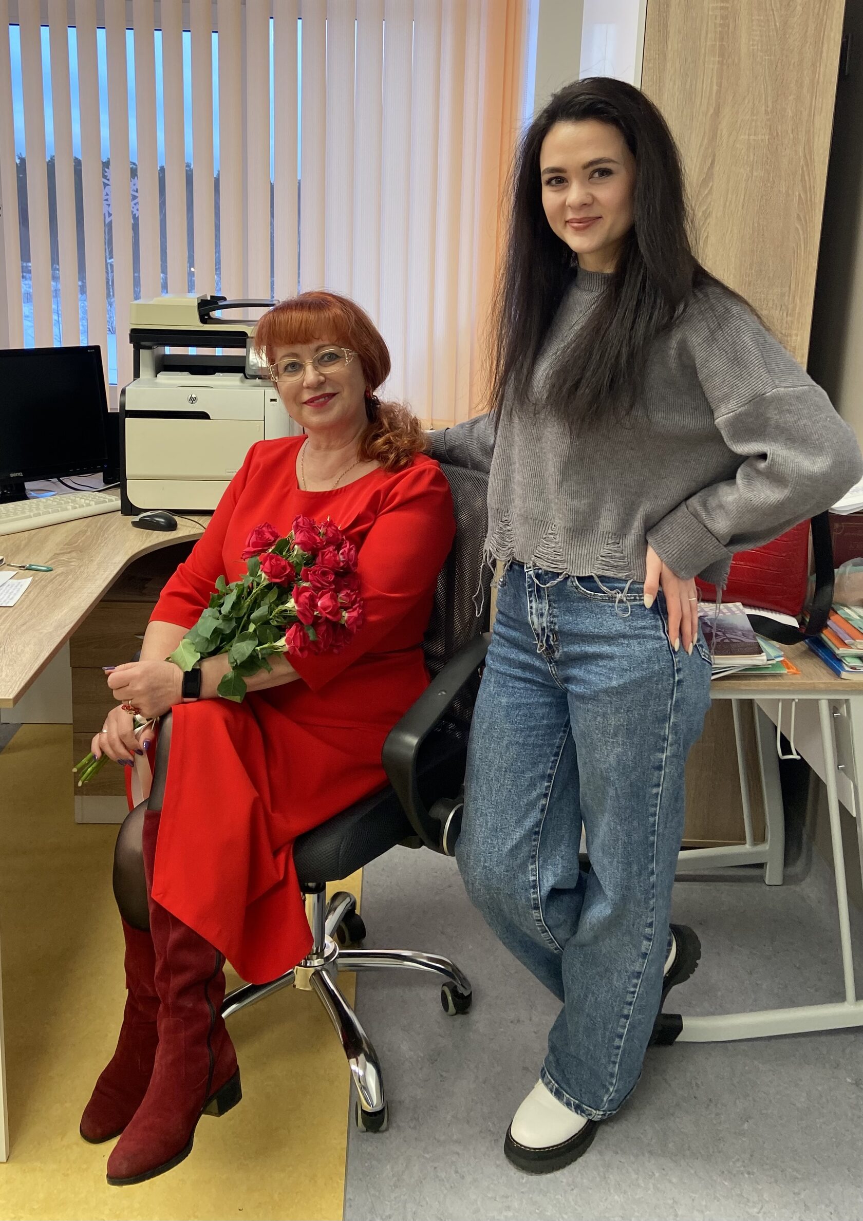 Комкова Александра Сергеевна с коллегой