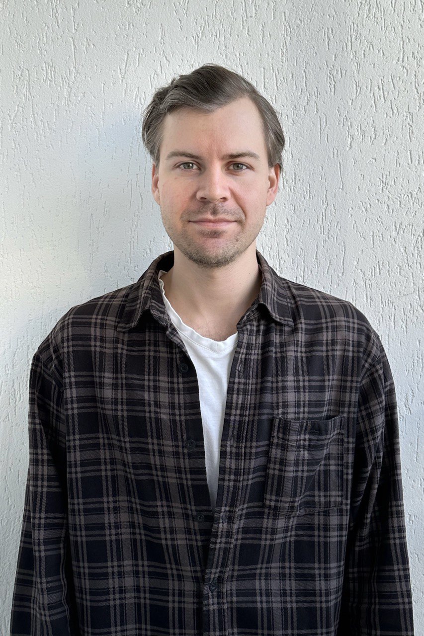 Дмитрий Романов