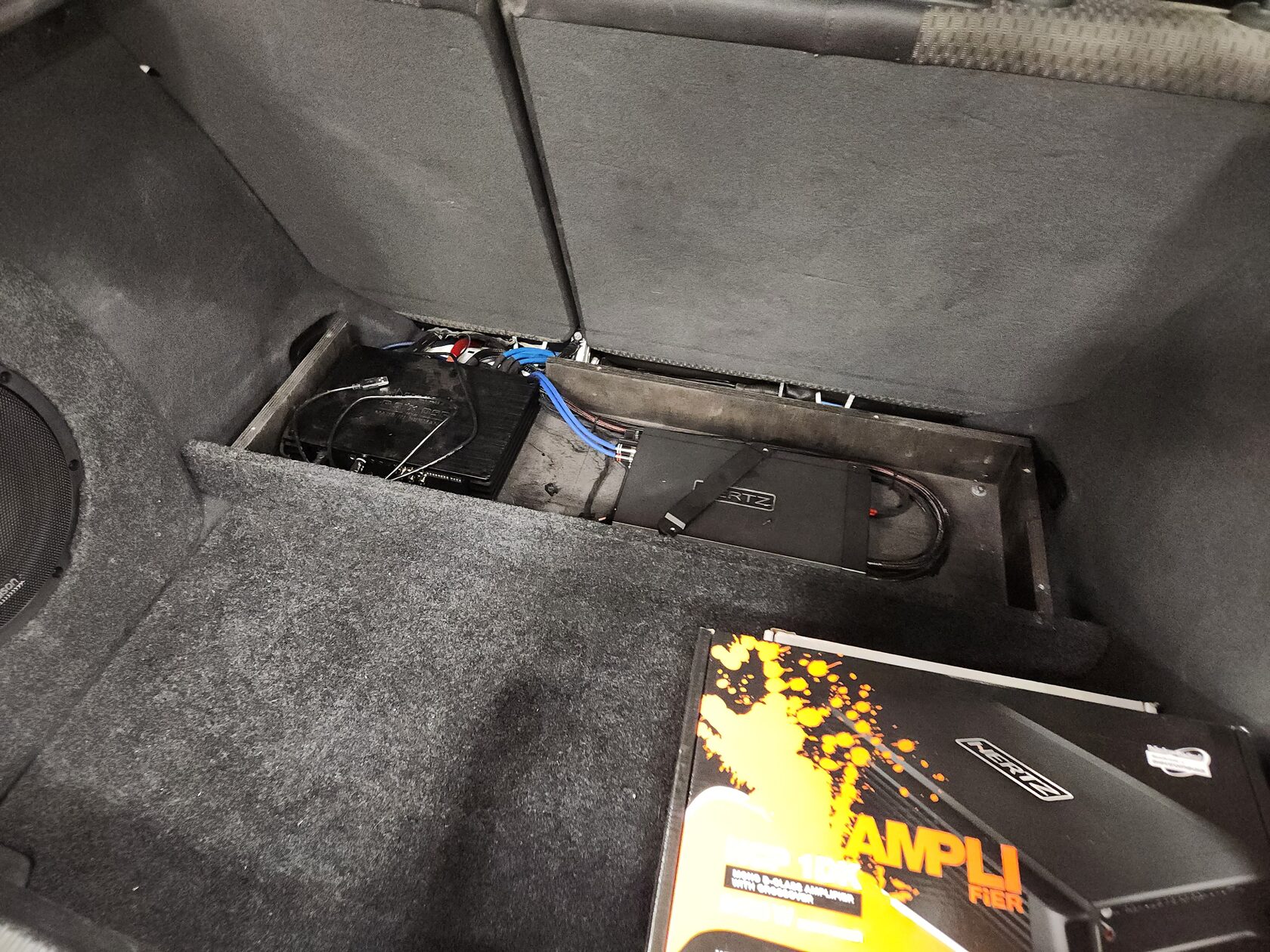 установка автозвука audi a3 8p