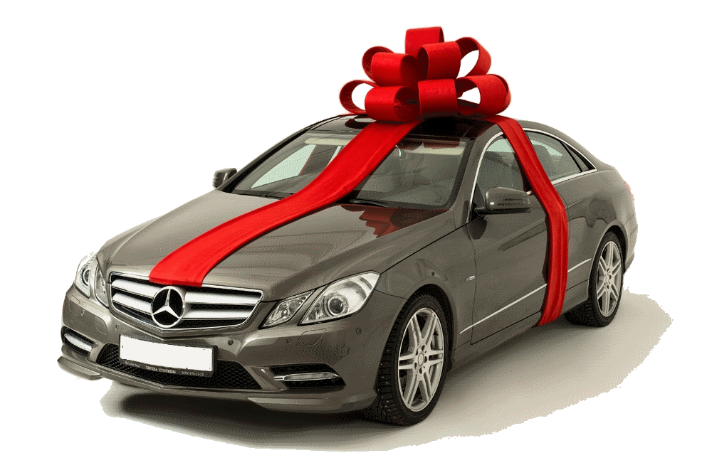 Получить машину в подарок. Автомобиль с бантиком. Машина в подарок. Машина с бантом в подарок. Бант на машину подарочный.