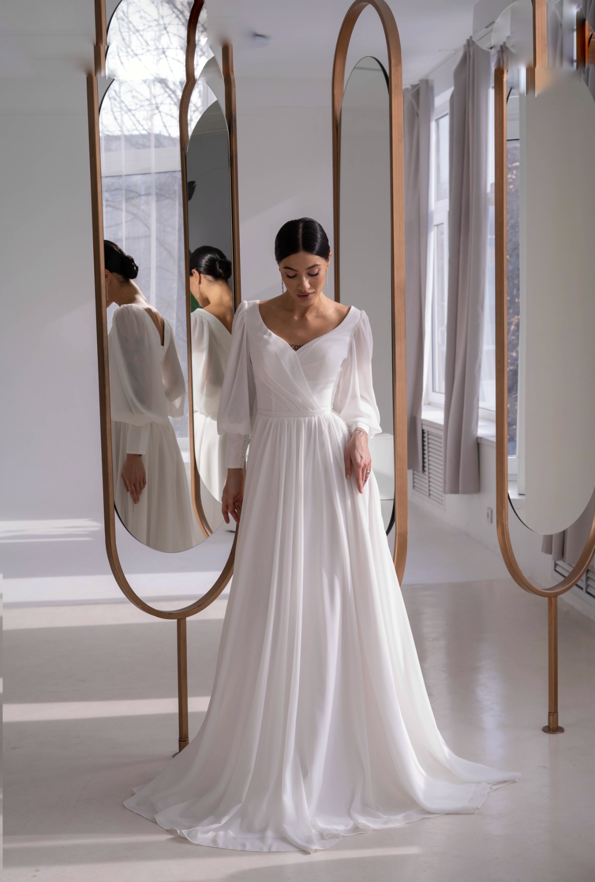 Свадебное платье простое строгое