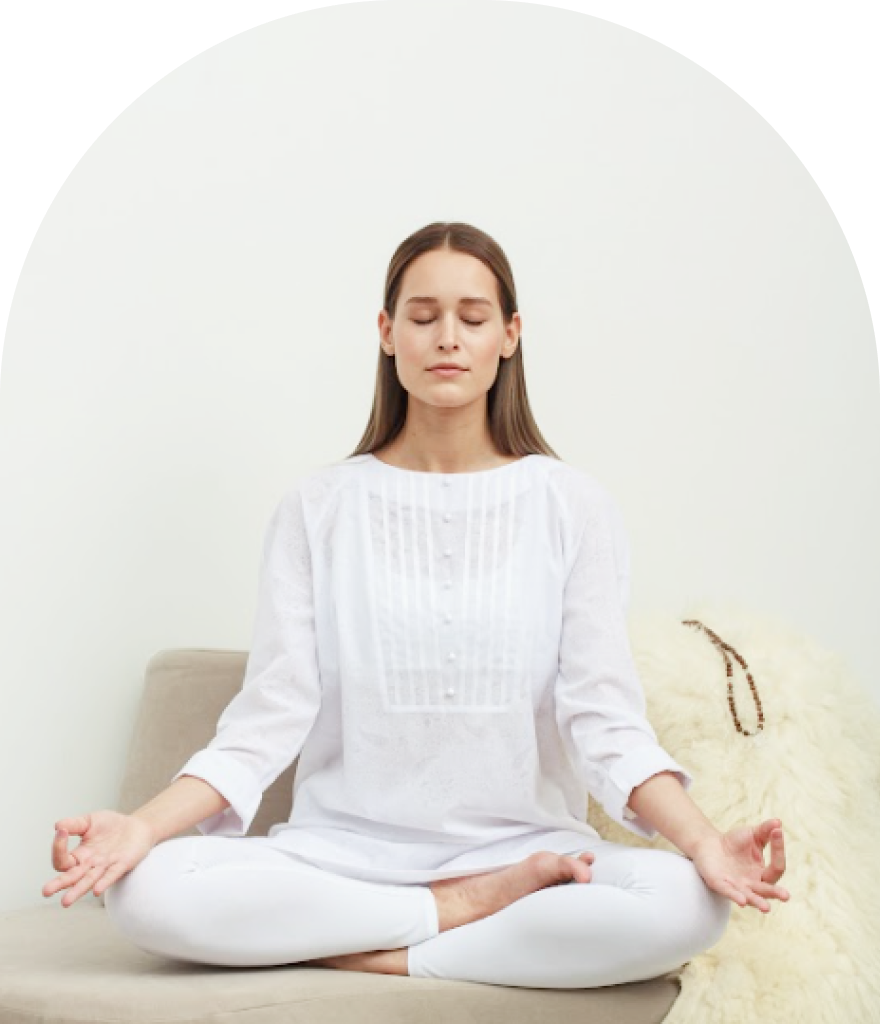 Рубашка женская домашняя и для йоги. Цвет белый, хлопок – фото