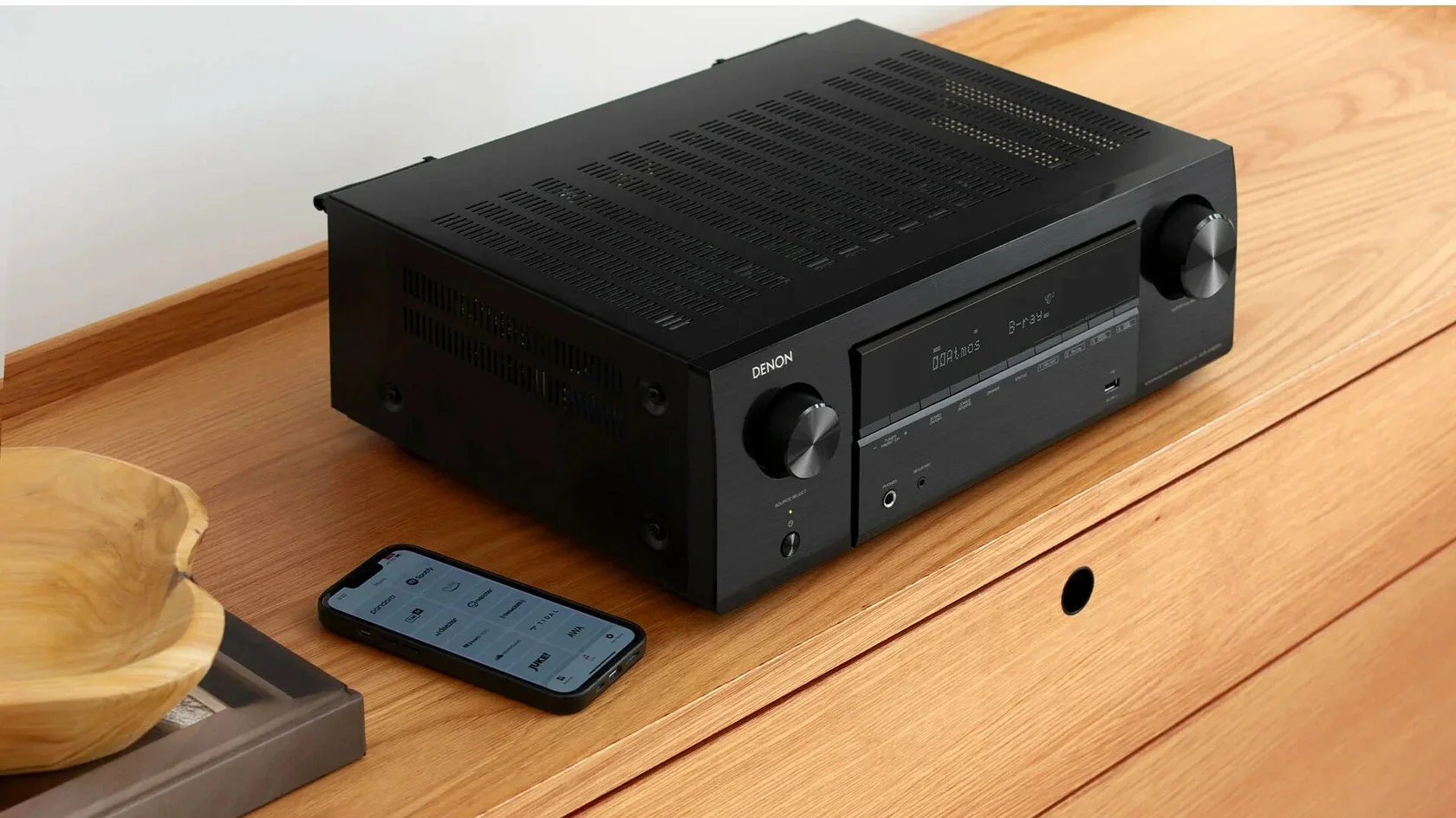 AV-ресивер Denon AVR-X580BT