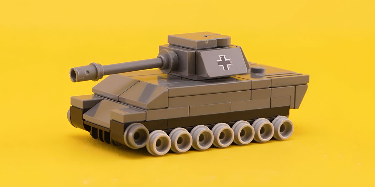 LEGO мини самоделка: Танк Panzer 5 (рис. 1)
