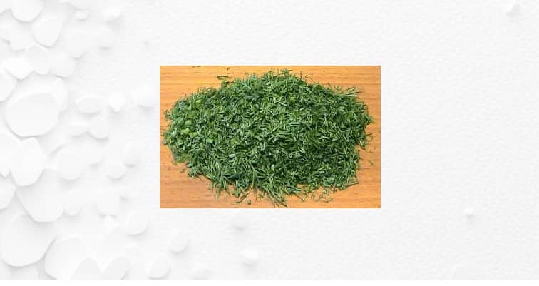 Приготовление рулетов из лаваша с творожной начинкой и зеленью в духовке: шаг 3