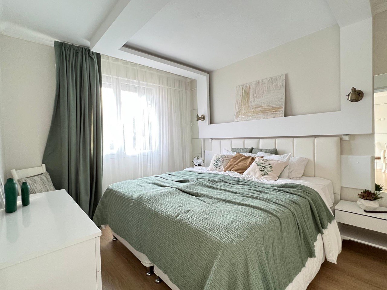 хоумстейджинг фото после спальня. Ирина Безумова, выпускница из Турции Академия Глории Крюнер