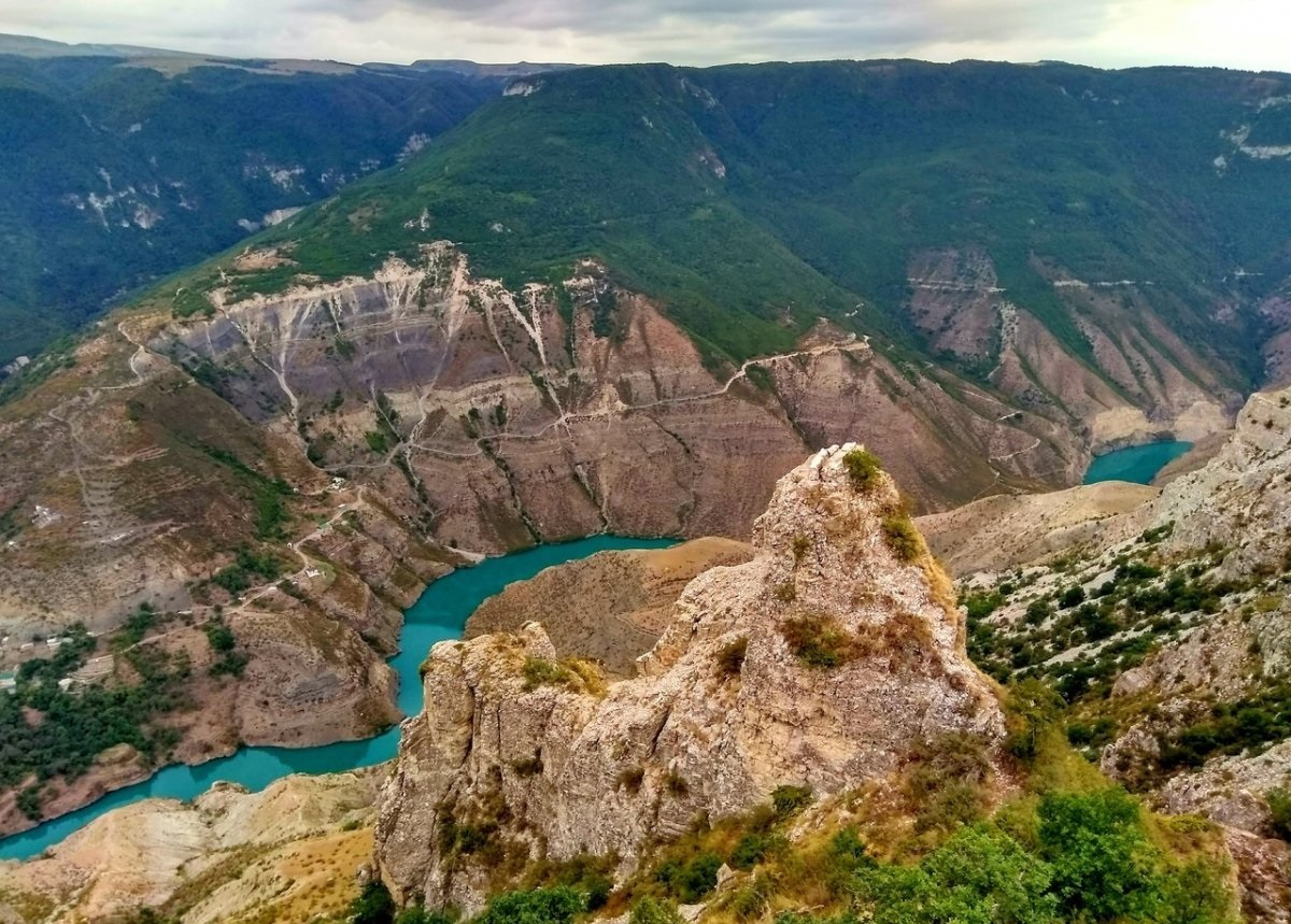 Горы Дагестана каньон