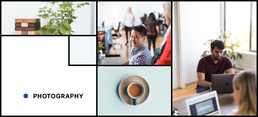 бородатый мужчина работает кружка кофе вид сверху