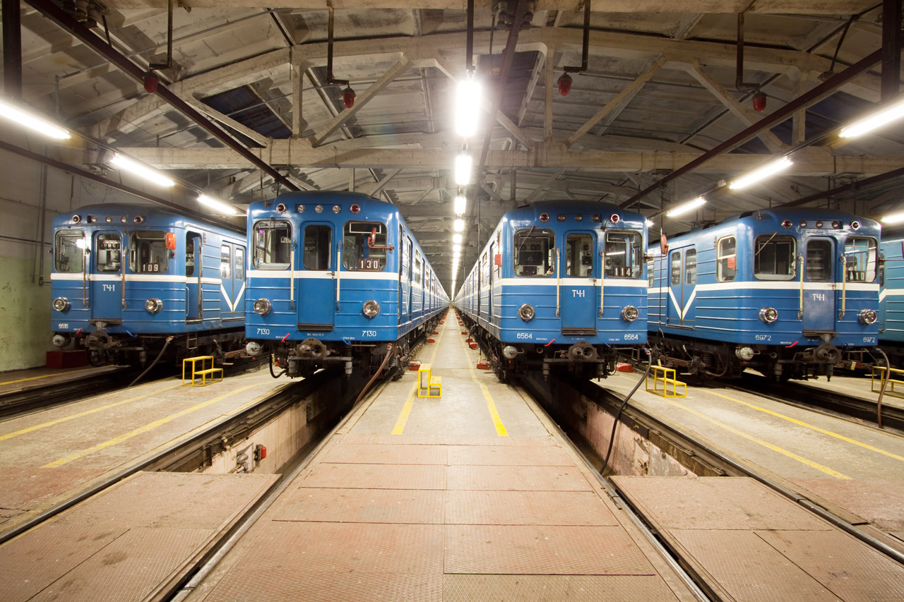 Вагоны метрополитенов спб и др