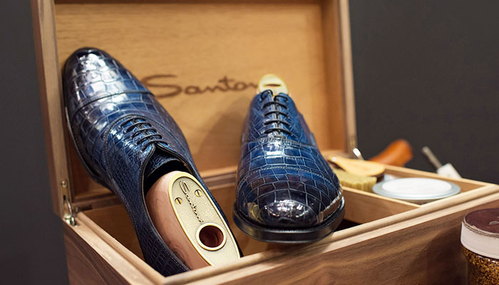 Ремонт обуви и сумок Santoni (Сантони), профилактика, замена каблука и ...