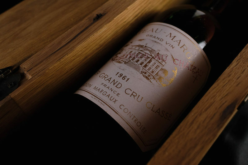 Chateau Margaux Winery. Chateau Margaux 17867. Шато Марго. Бутылка Шато Марго.