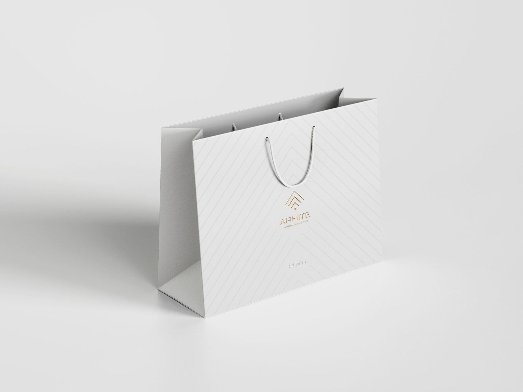 Айдентика косметологической клиники