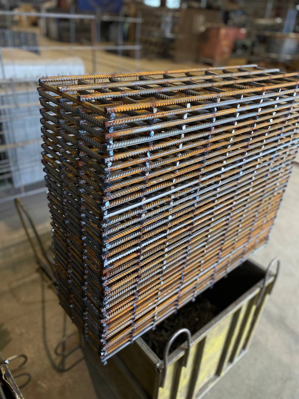 Арматурные сетки и каркасы