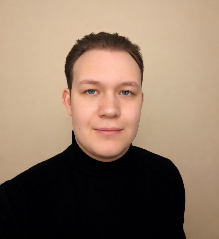 Роман Назыров — основатель школы Вектор Роста, преподаватель математики