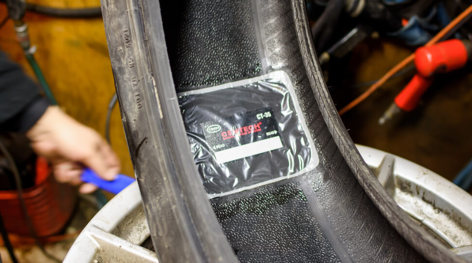 Ремонт бокового пореза шины в Москве 24/7