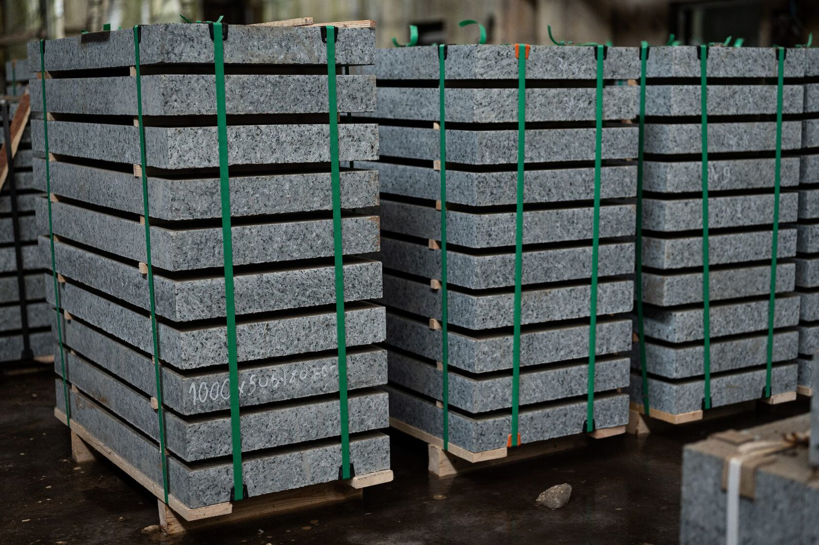 Оптовый склад гранита в Карелии Stone Market