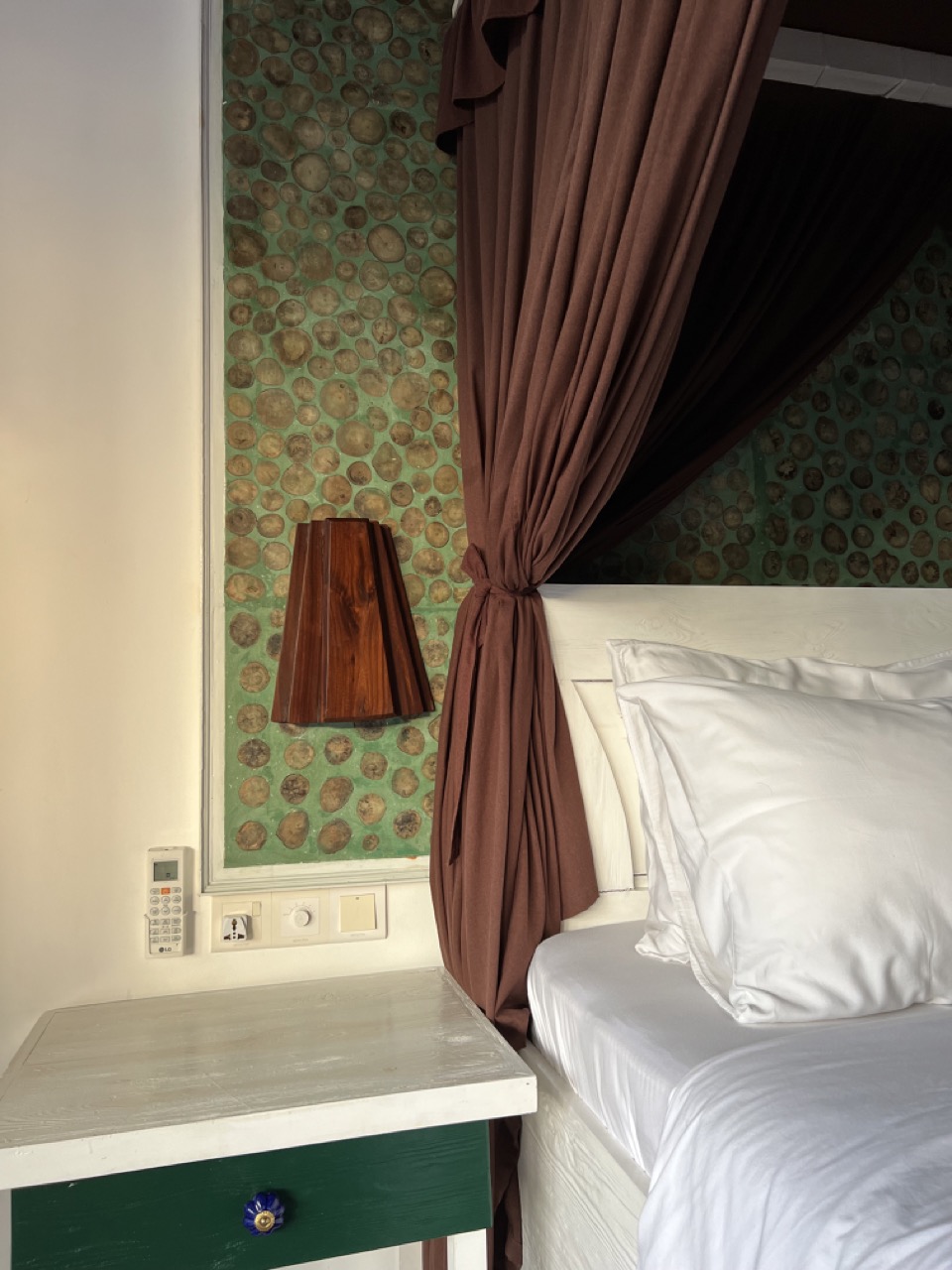 Deluxe room at Palm Garden