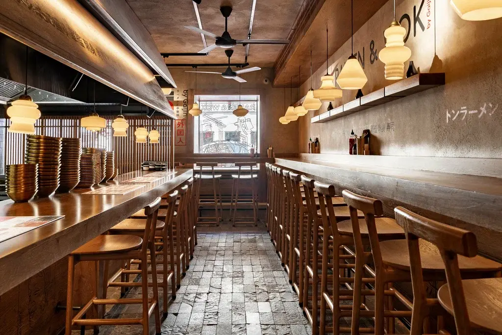 043 — Ramen & Wok by Gaijin