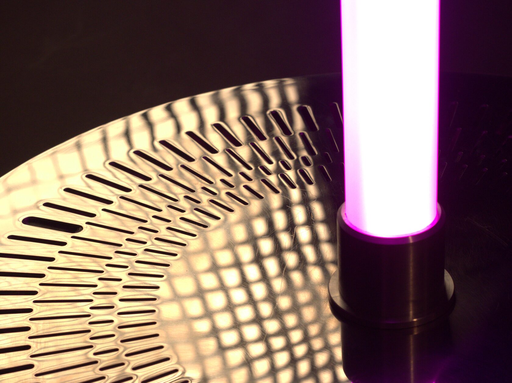 Stella — световая параметрическая скульптура