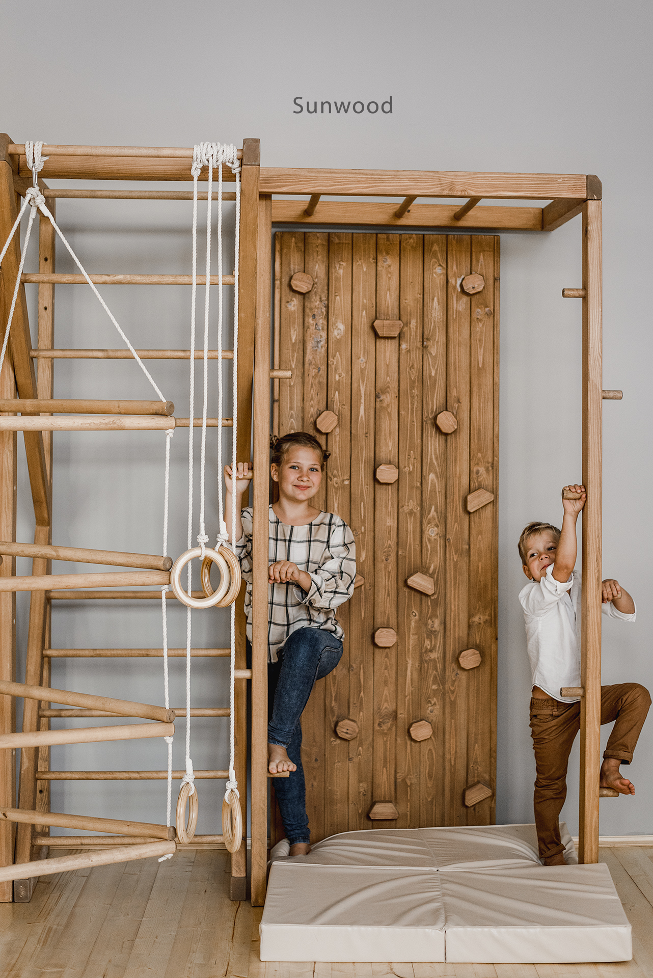 шведская стенка для детей из дерева