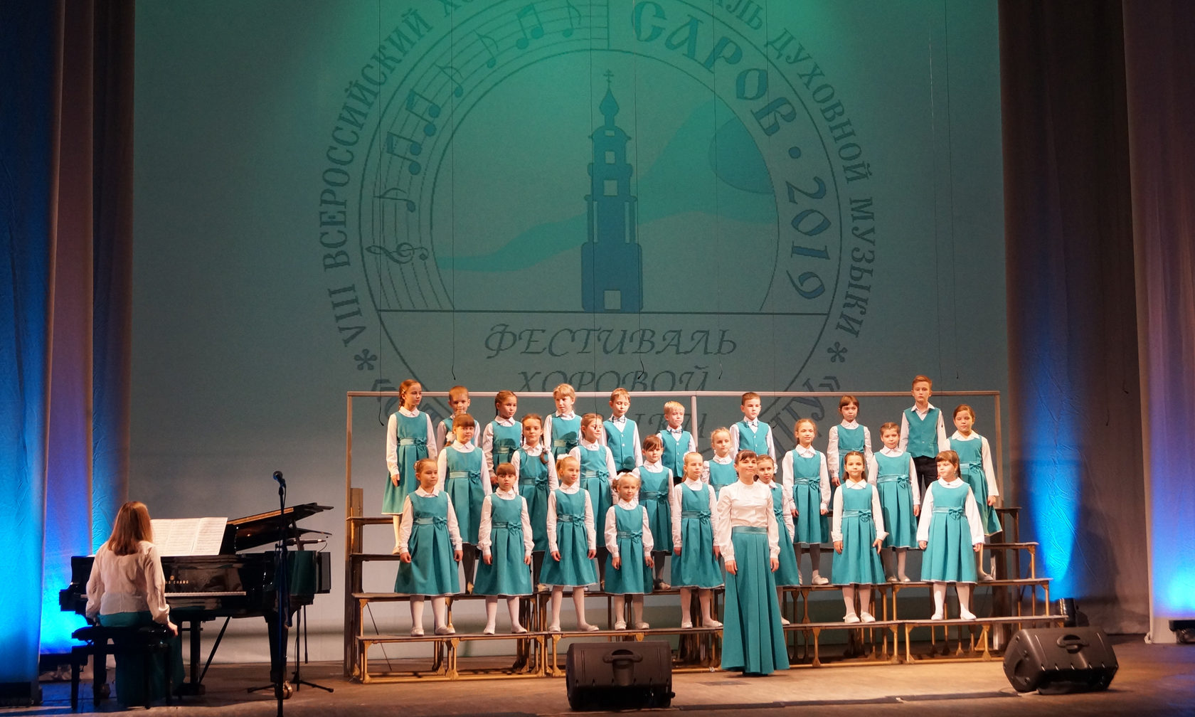 хор капель. весенний оркестр капель. хор капельки фомина. капельки хор им дунаевского. младший хор.