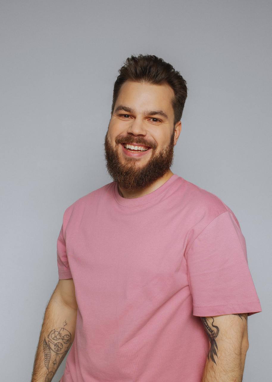 Дмитрий Якушев