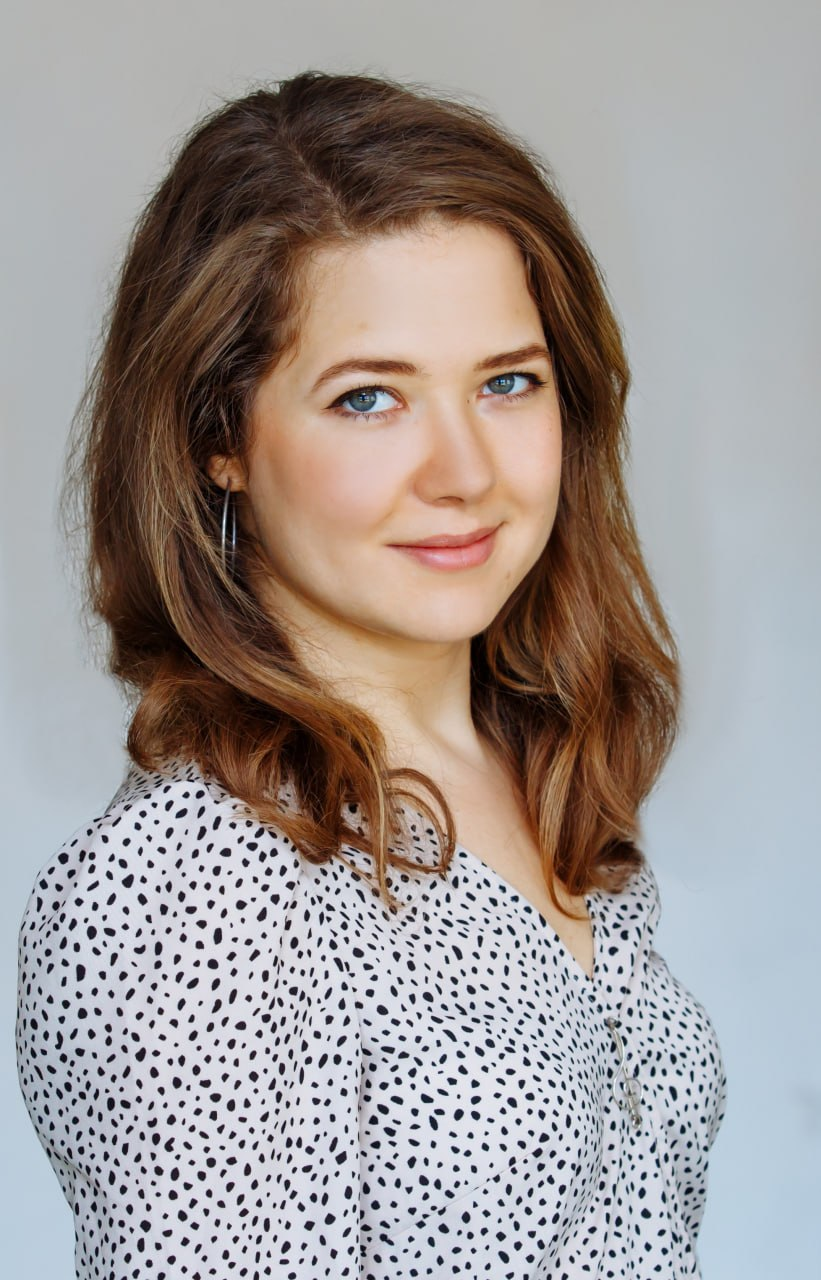 Екатерина Сергеевна — преподаватель русского языка по подготовке к ЕГЭ и ОГЭ