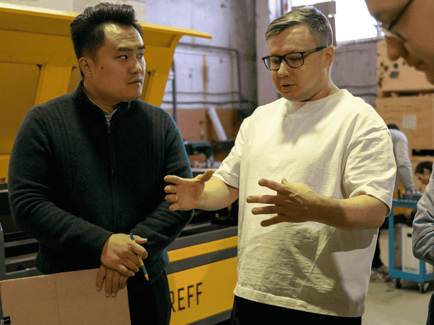 Деловая встреча и обсуждение с партнерами из Китая