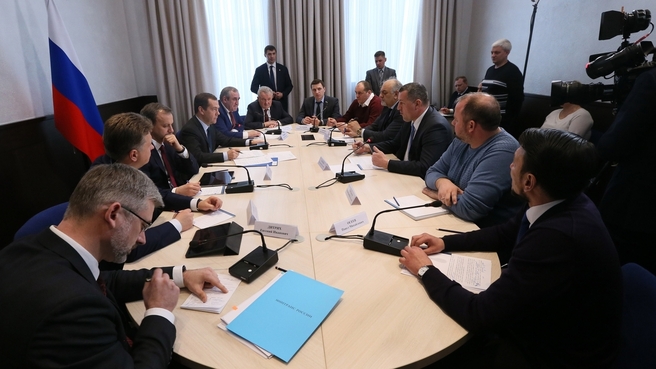 Председатель правительства пообещал решить наиболее актуальные проблемы автоперевозчиков (Фото: www.government.ru)