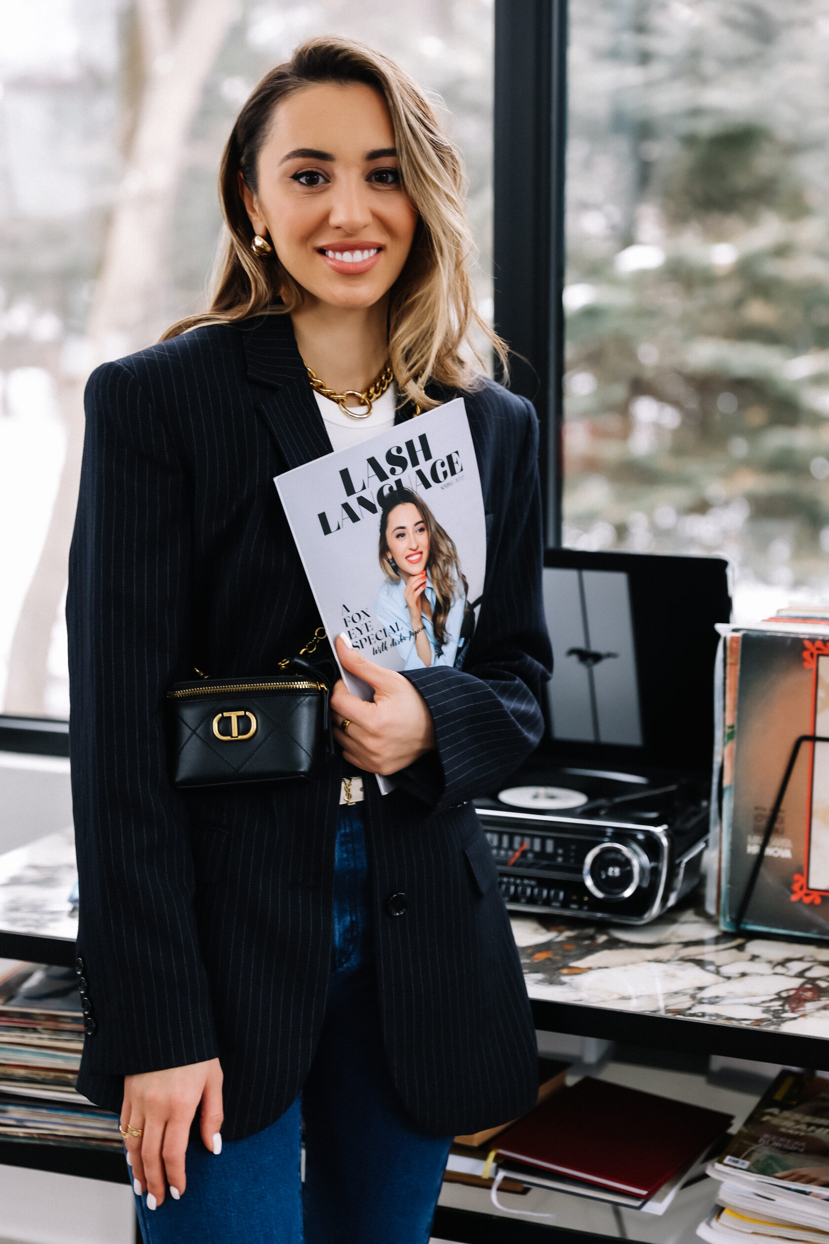 Lash master Aisha Lashess