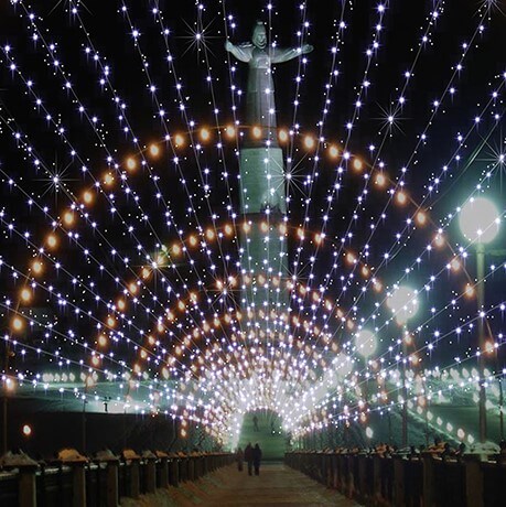 Световой пешеходный мост в Чебоксарах