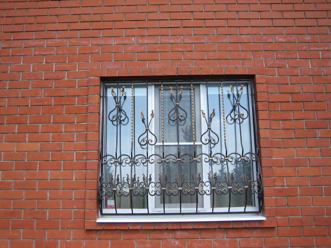 решетки на окна в раст фото 12