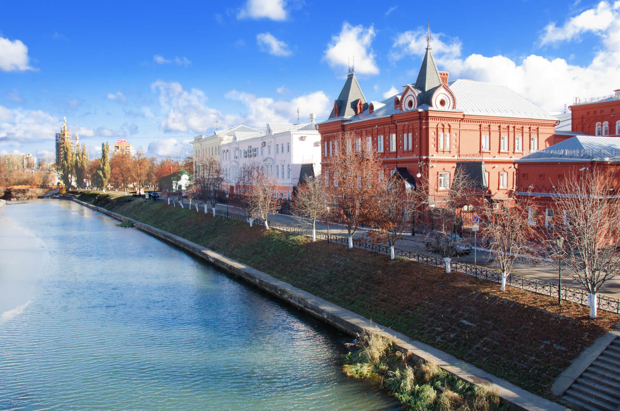 Столица города орла. Старинный город Орел набережная реки Орлик. Лето город Орел. Орел в городе Орел.