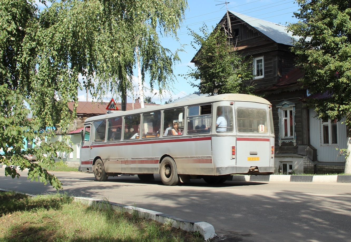 Ликино-Дулёво: город фарфора и автобусов