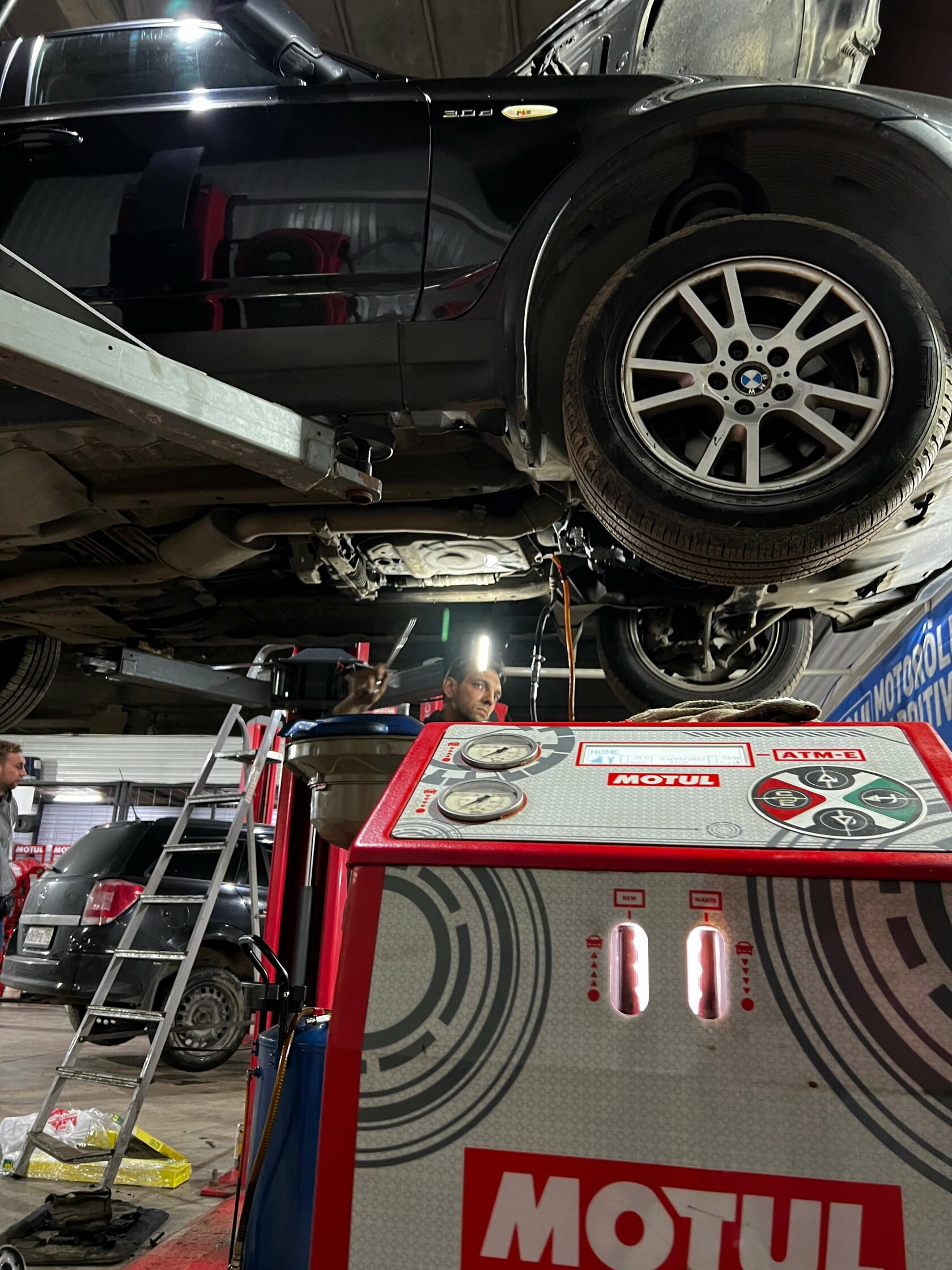 Проверка давления масла в АКПП