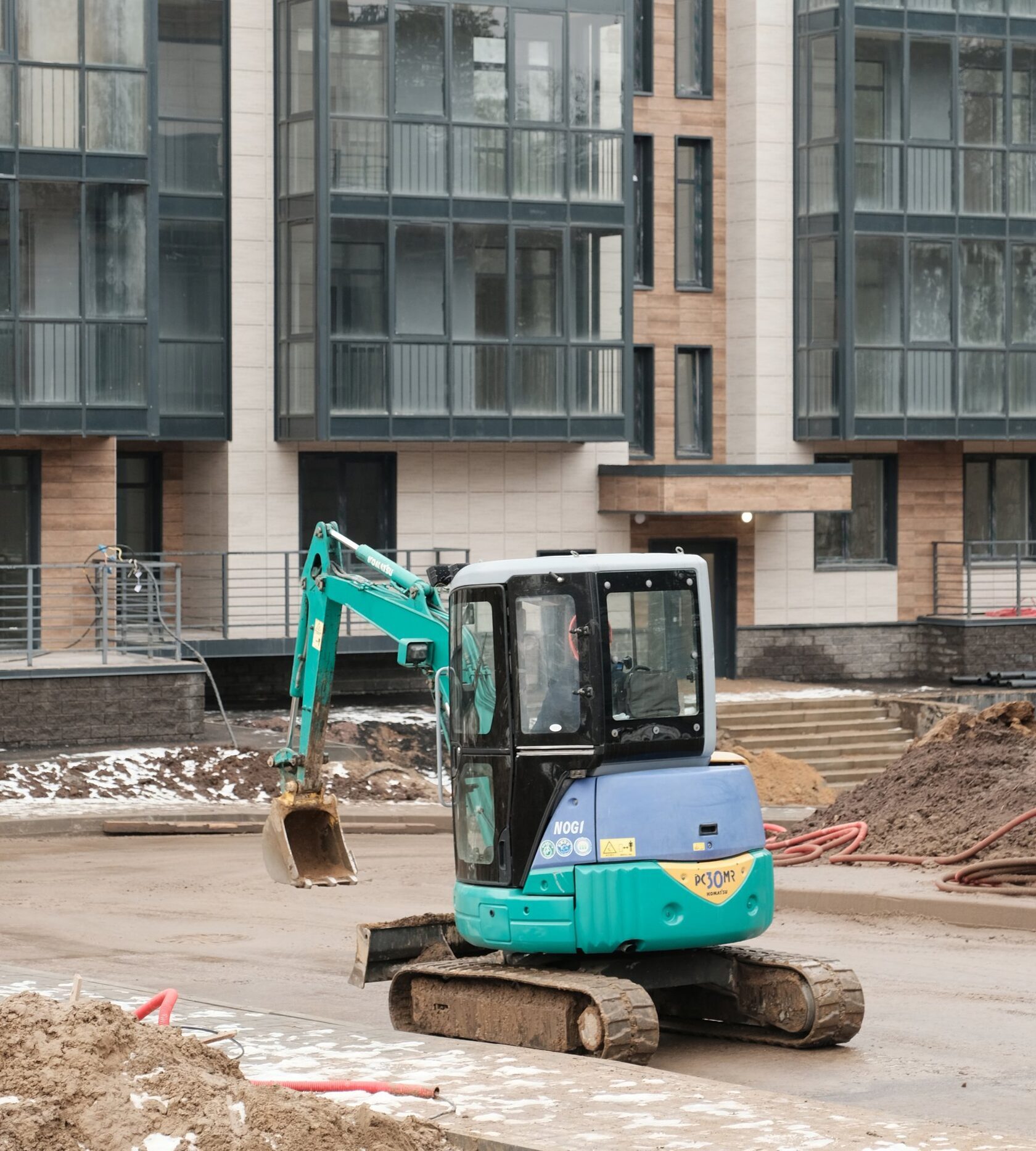 аренда мини экскаватора Komatsu PC-30 зима Ленинградская область