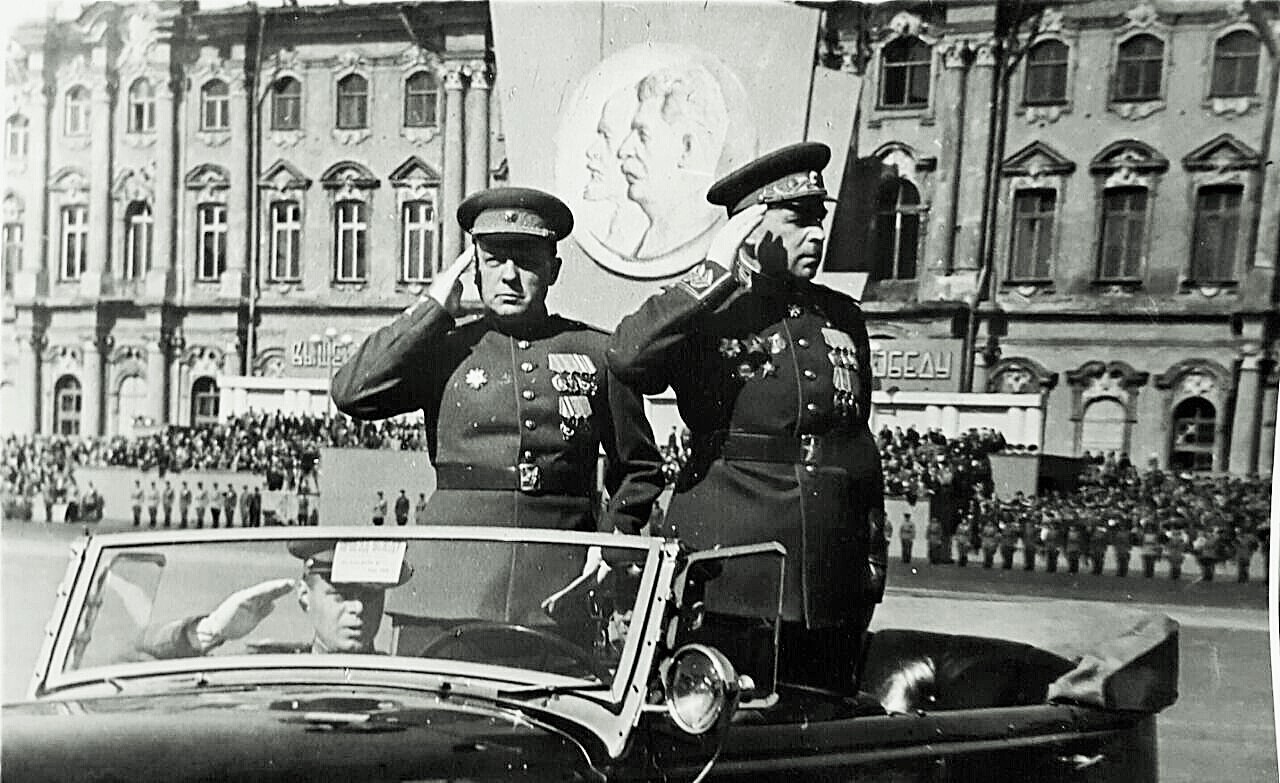 Маршалы парада победы 1945. Парад Победы в Ленинграде 1945. Маршал Говоров парад Победы. Говоров на параде Победы 1945. Парад Победы 1 мая 1945 года.