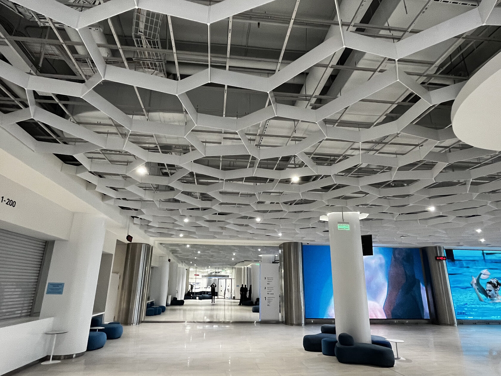 “OPTIMUS” metal transformer ceilings