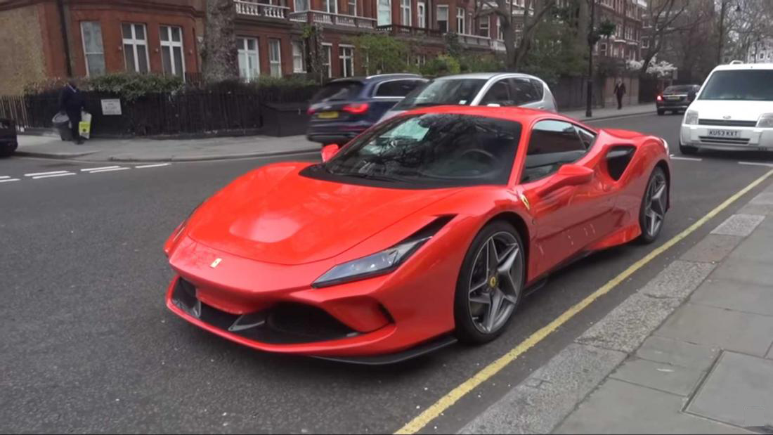 Ferrari f8 Dubai