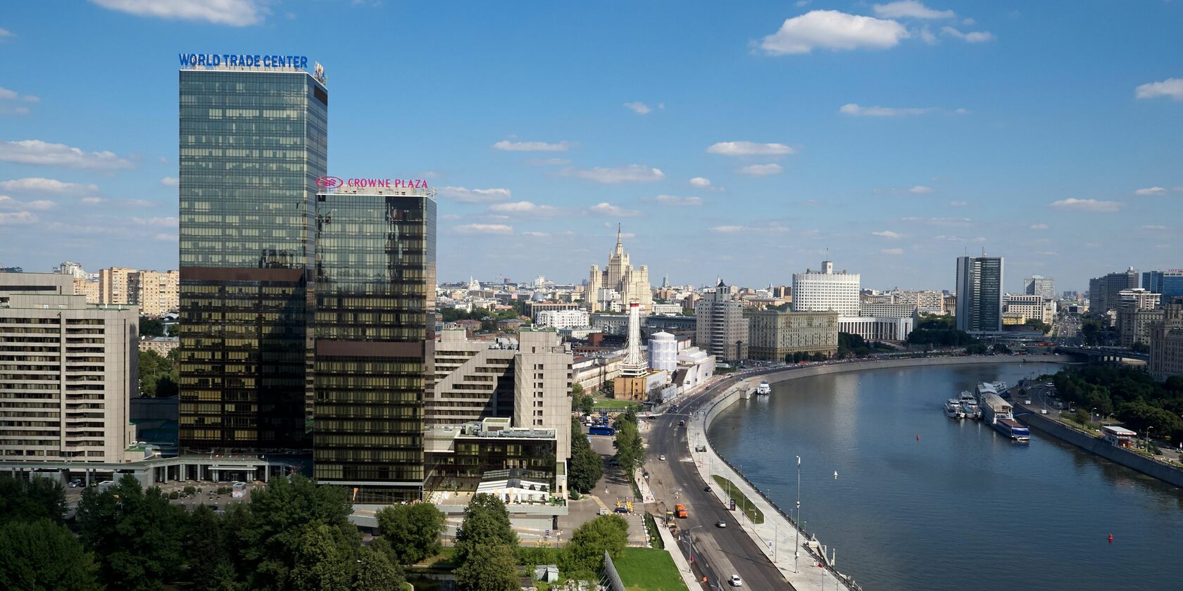 Plaza moscow. Кроун Плаза на Краснопресненской набережной. Центр международной торговли Москва Краснопресненская набережная 12. Москва отель Crowne Plaza Краснопресненская. Краснопресненская набережная 12 отель Crowne Plaza.