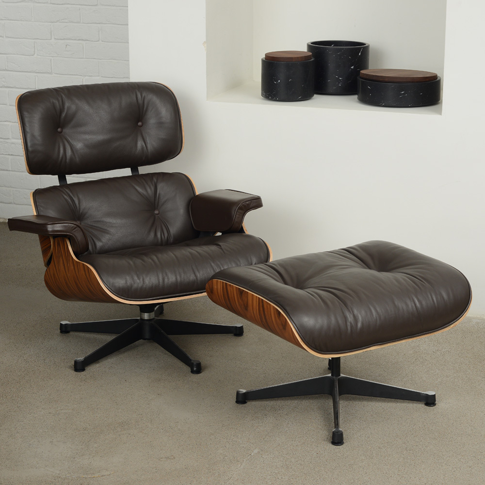 Eames lounge chair. Кресло Eames Style Lounge. Кресло Eames Lounge Chair. Кресло Eames Lounge Chair Ottoman. Кресло Lounge Chair & Ottoman.