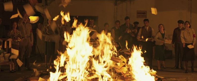 Кадр из этого хорошего фильма