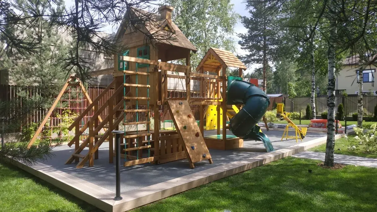 Детская игровая площадка в СПб