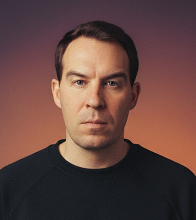 Портрет Арт директора Комарова Юрия