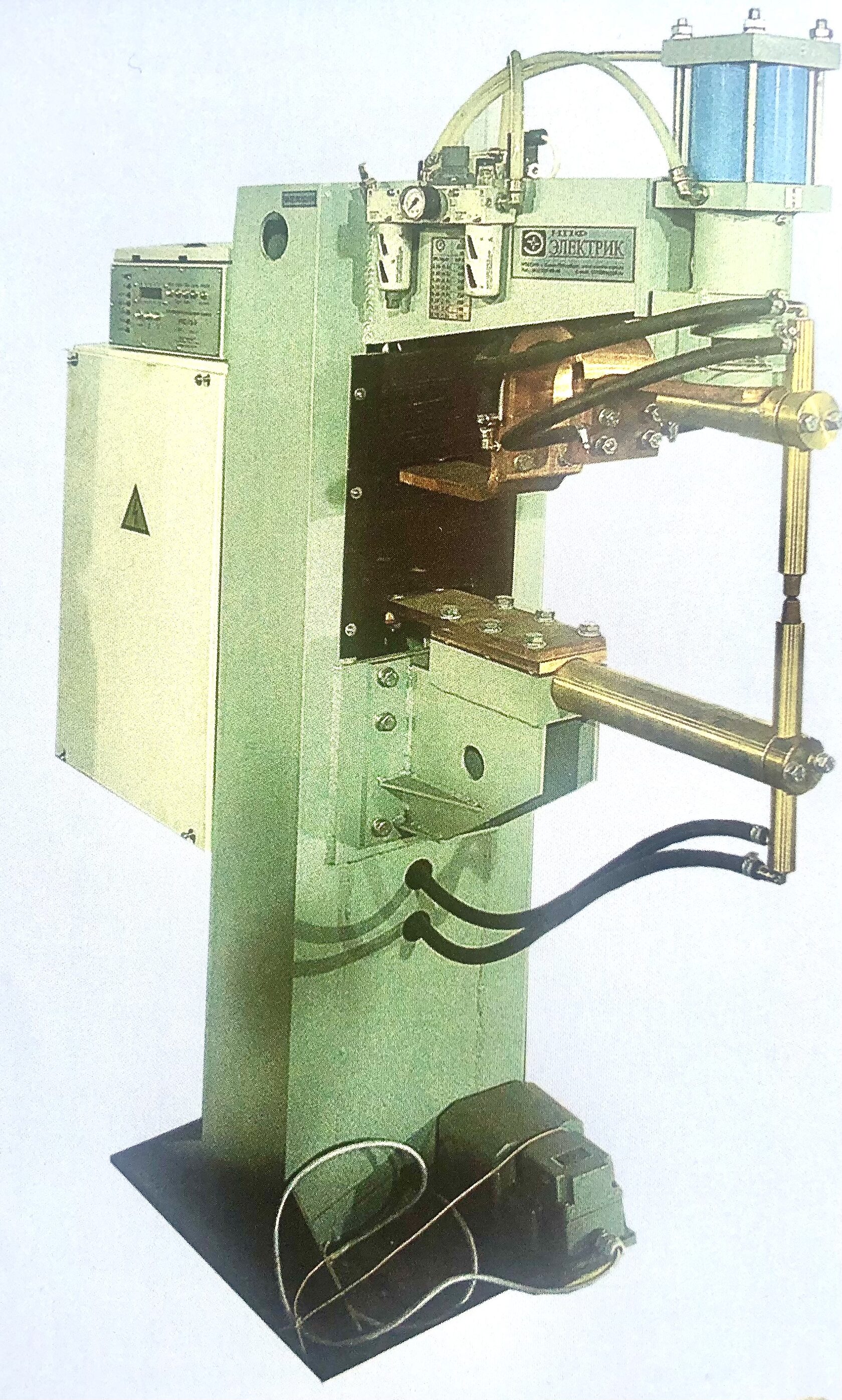 Машины (оборудование) сварки переменным током – купить недорого от  производителя в СПб. ООО 